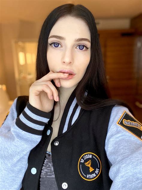 Welcome to ReisLin's subreddit! : r/ReisLinModel.